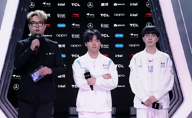 JDG绝杀TSM,Elk拿下关键大龙宿命之战八强赛,技惊四座 JDG绝杀TSM,Elk拿下关键大龙宿命之战八强赛,技惊四座