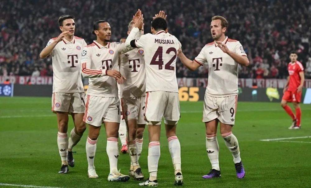 包含乌拉圭力克拜仁，卡拉斯科统治全场的词条