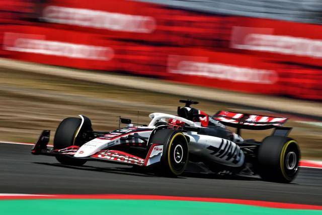 哈斯车队碾压迈凯伦,皮亚斯特里惊艳四座 哈斯车队碾压迈凯伦,皮亚斯特里惊艳四座